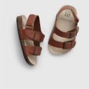 GAP Baby Buckle Brown Sandals